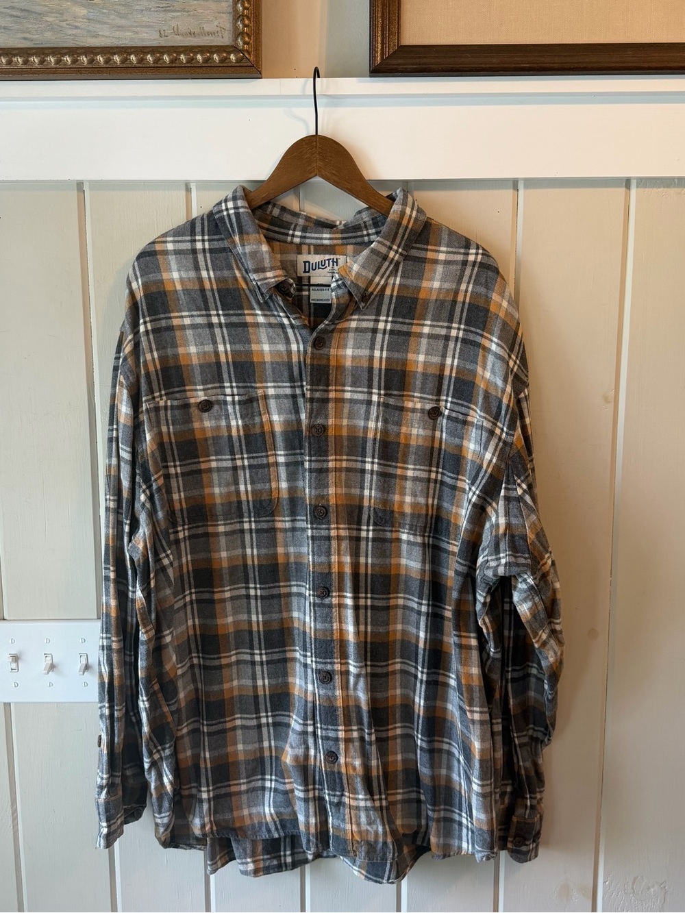 Men’s Duluth Trading Co Gray and Clay Plaid Flannel Shirt, Size 2XL, EUC